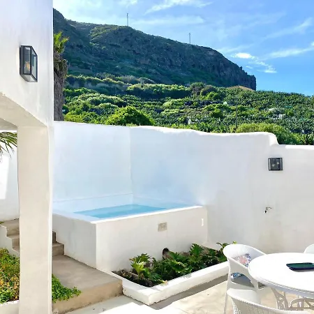 Casa Vistamar, Amazing Sea Views And Private Pool 펜션 Las Aguas